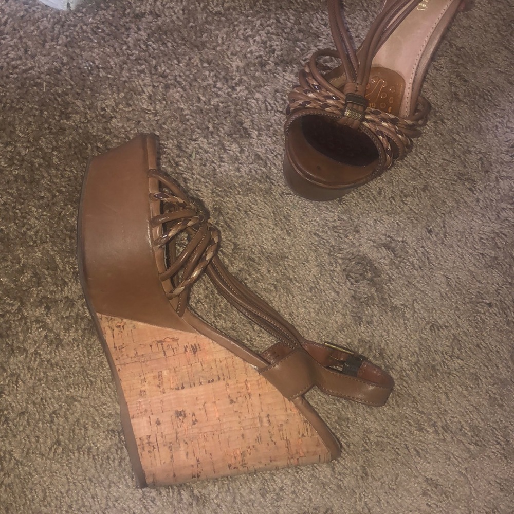 ALDO Wedges - Picture 3 of 4